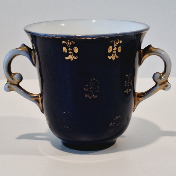 Victoria Austria tea cup with lid and saucer - antique - Picture 5 of 12